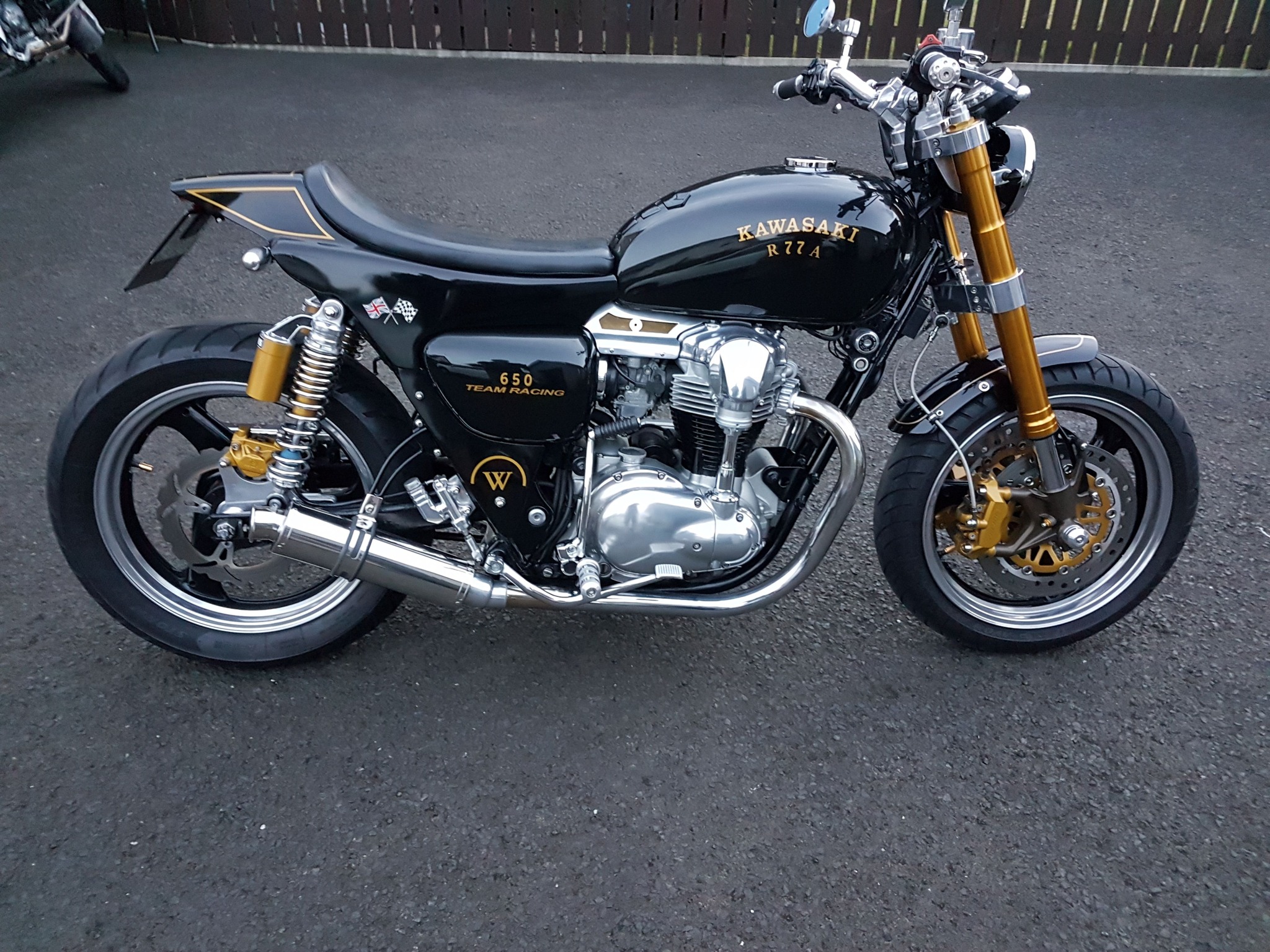 W650.jpg