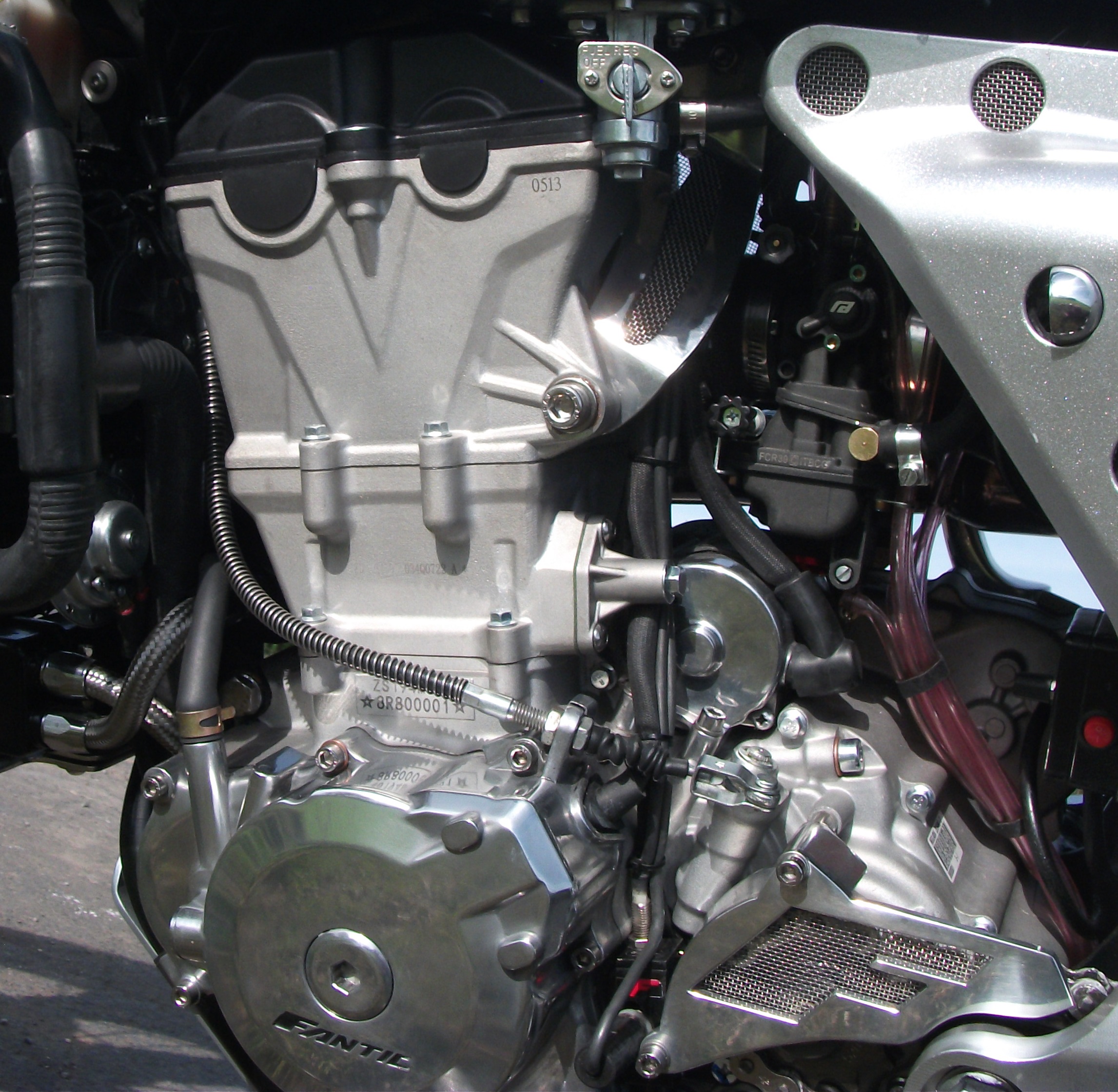 NC450S engine_1.jpg