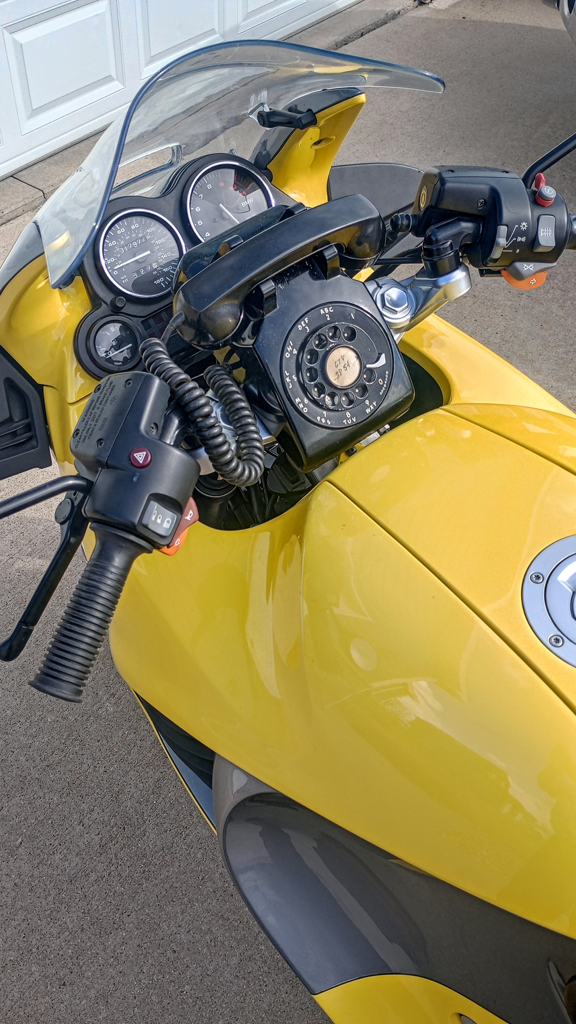 phone mount.jpg