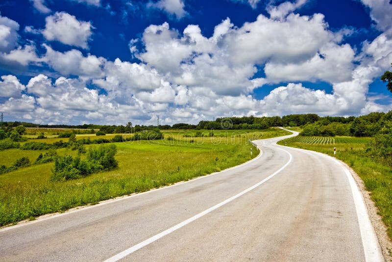 panoramic-road-inland-istria-21602024.jpg